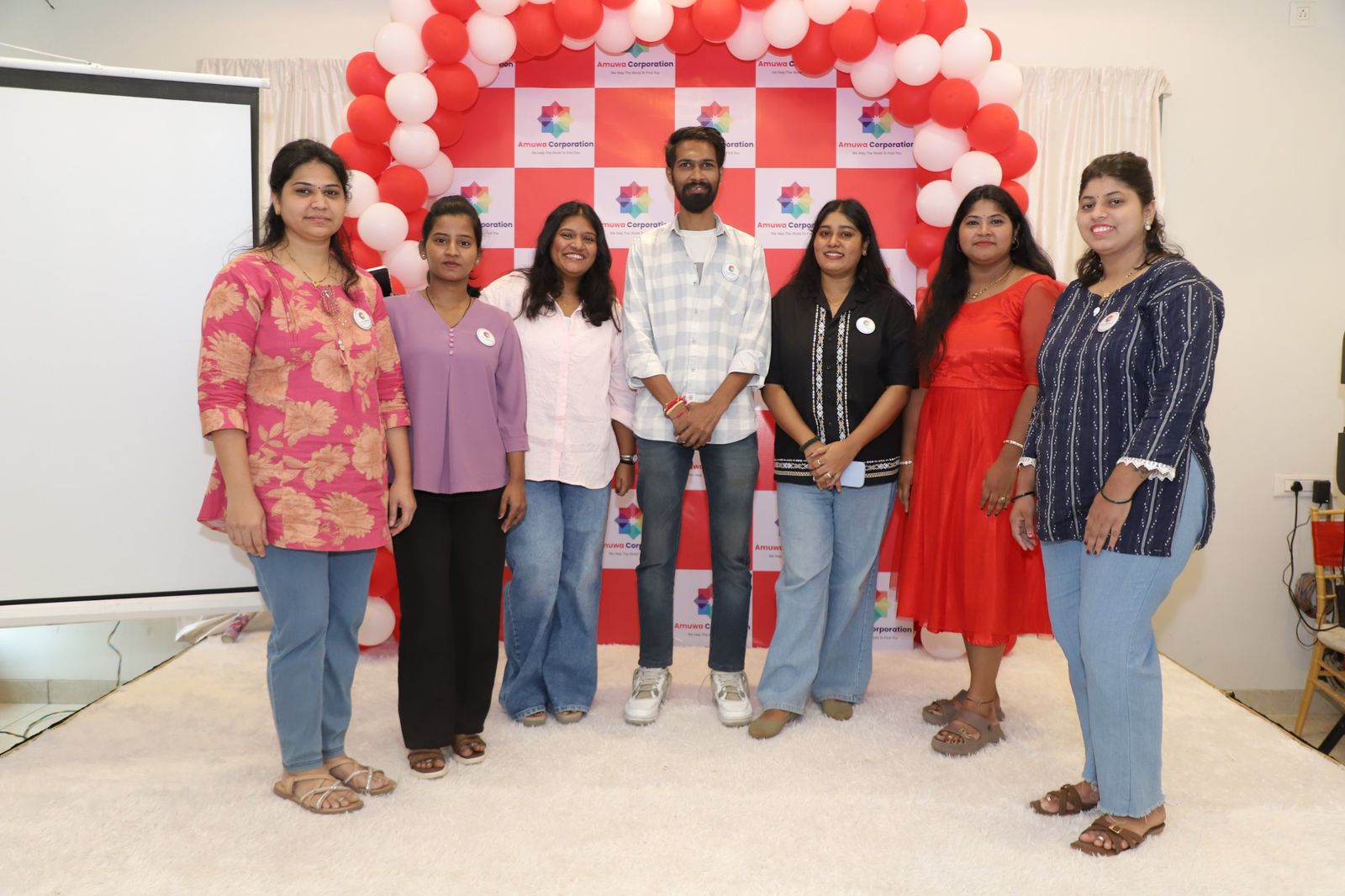 Amuwa Corporation team moment 5